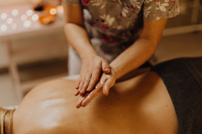 CBD massage massage oil for pain